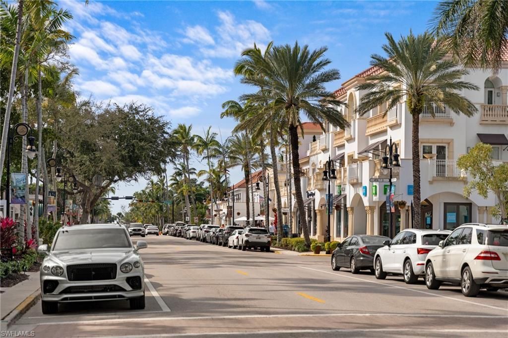 536 2nd St S, Unit 536, Naples, FL 34102 Photo