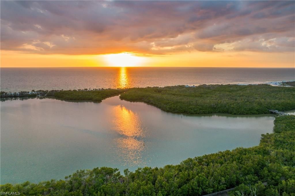 536 2nd St S, Unit 536, Naples, FL 34102 Photo