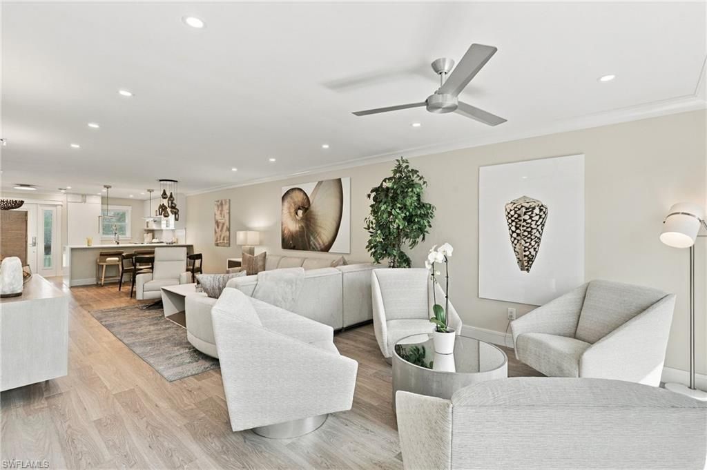 536 2nd St S, Unit 536, Naples, FL 34102 Photo