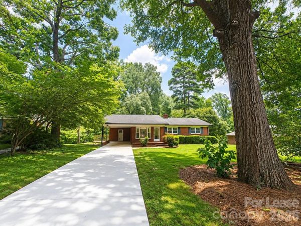 109 Holly Drive , Mount Holly, NC 28120