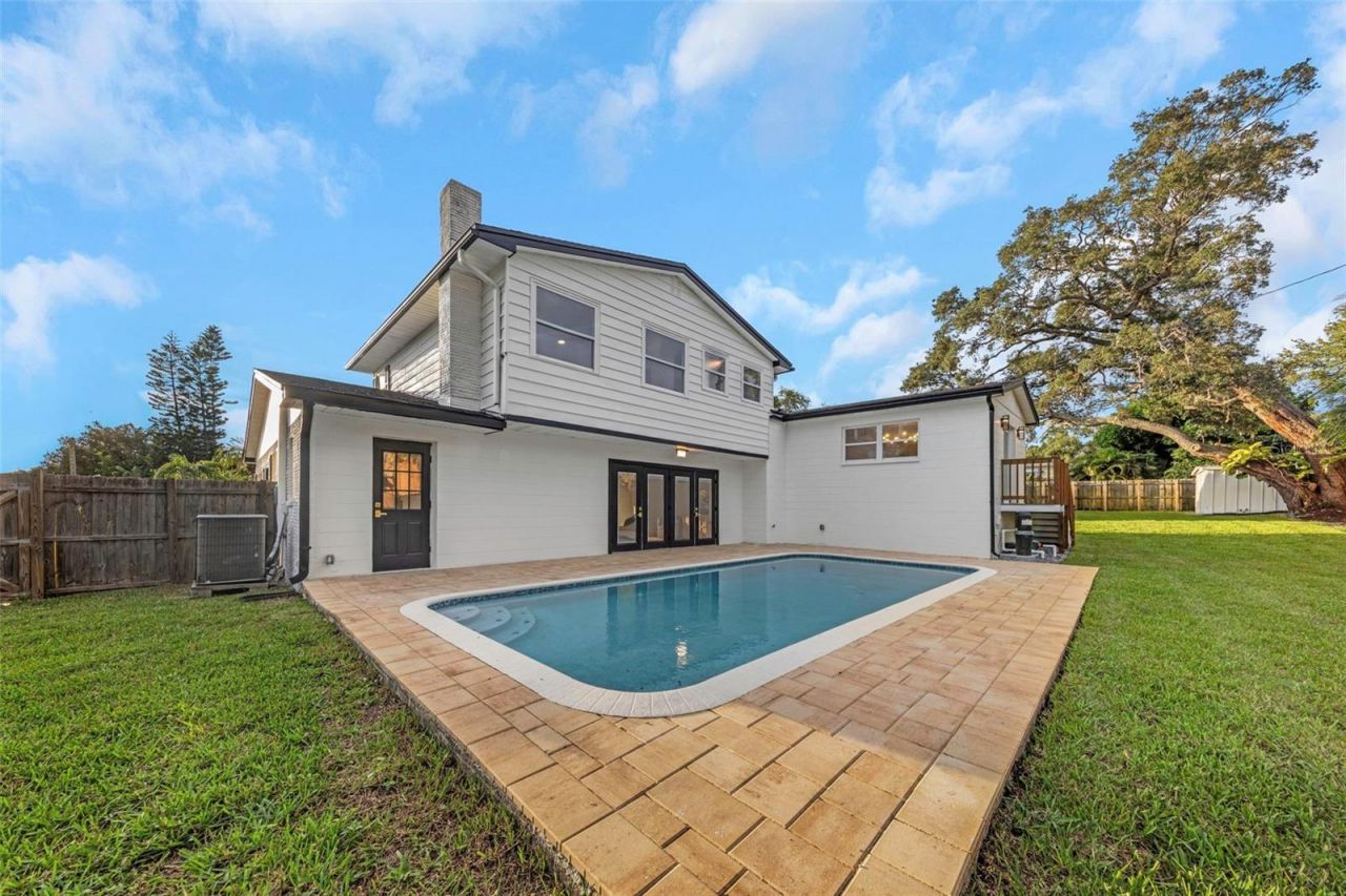8209 134th Street, Seminole, FL 33776 Photo