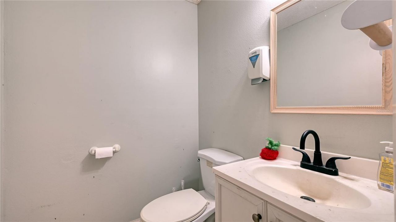 4576 Samuel Street , Sarasota, FL 34233 Photo