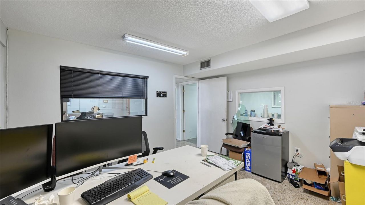 4576 Samuel Street , Sarasota, FL 34233 Photo
