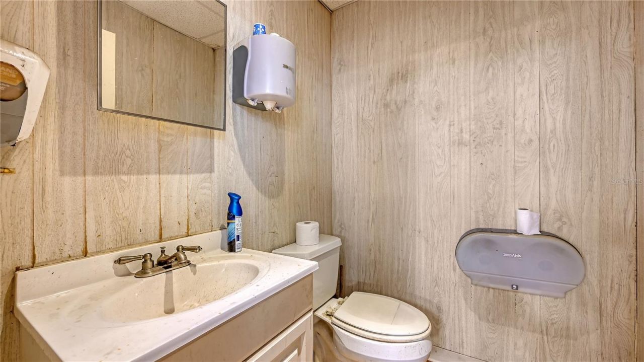 4576 Samuel Street , Sarasota, FL 34233 Photo