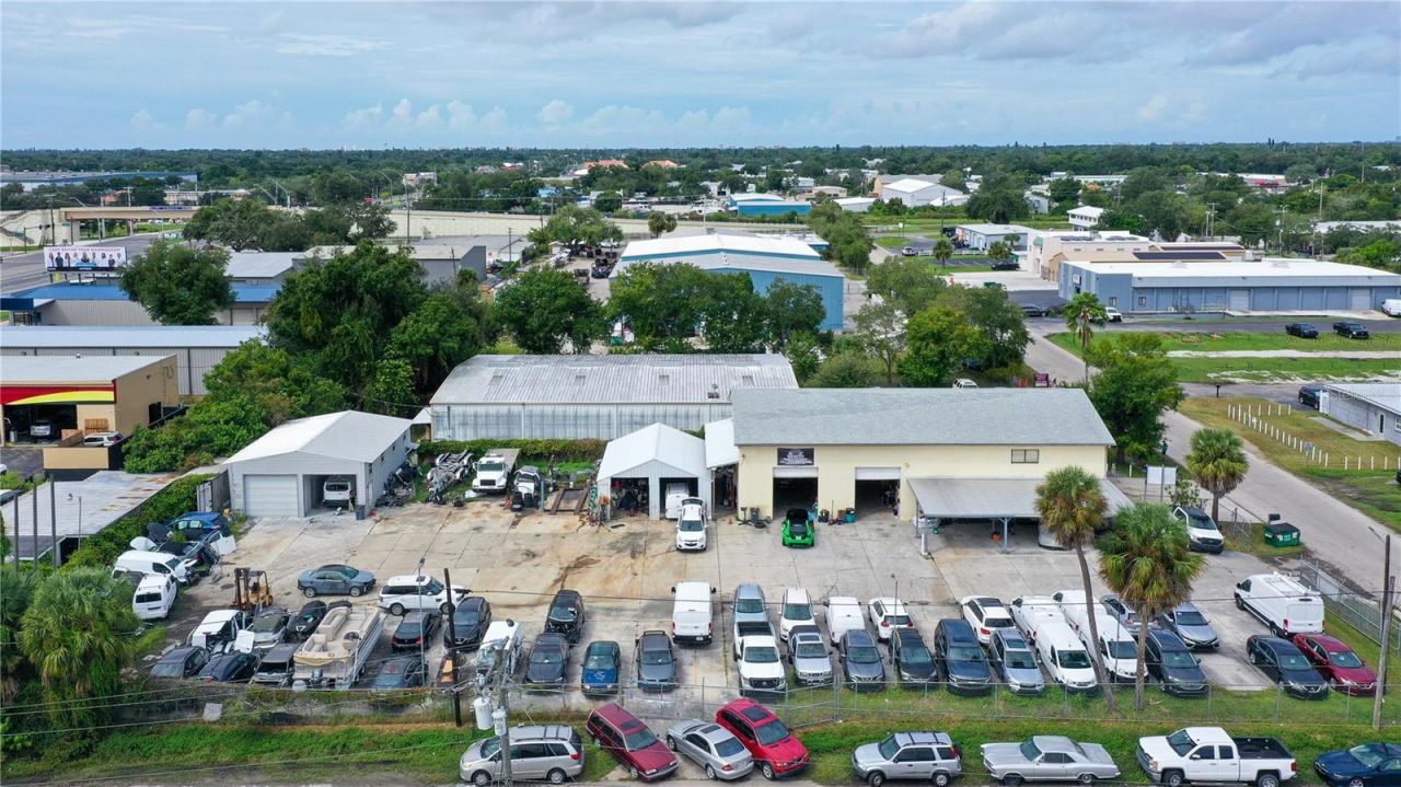 4576 Samuel Street , Sarasota, FL 34233 Photo