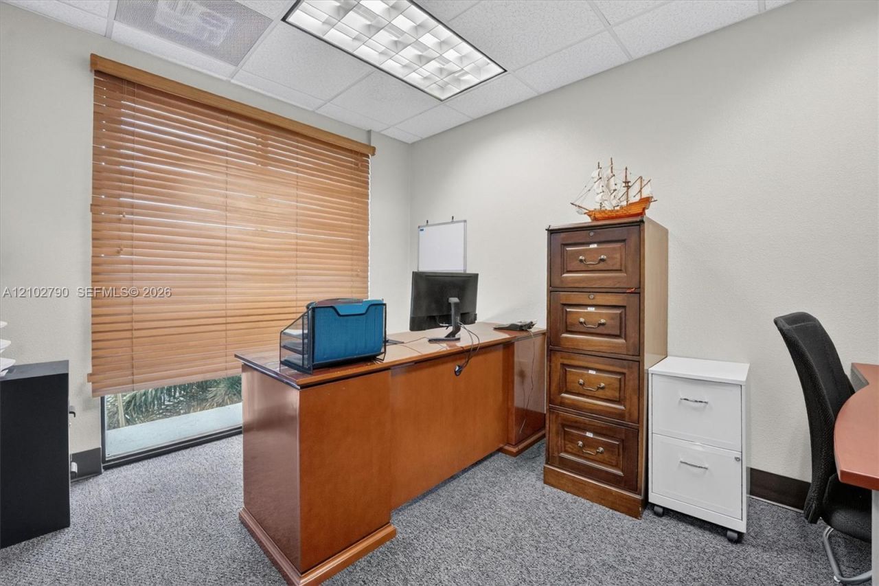 3600 Red Rd , Unit 307, Miramar, FL 33025 Photo