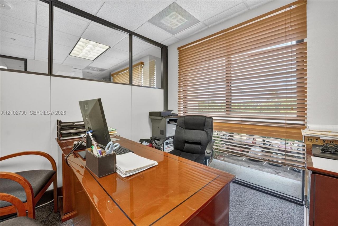 3600 Red Rd , Unit 307, Miramar, FL 33025 Photo