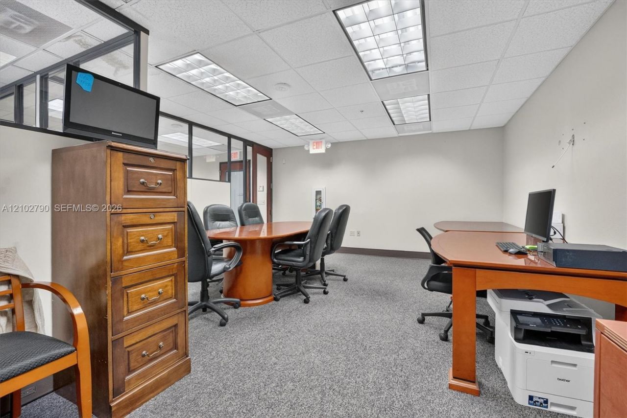 3600 Red Rd , Unit 307, Miramar, FL 33025 Photo