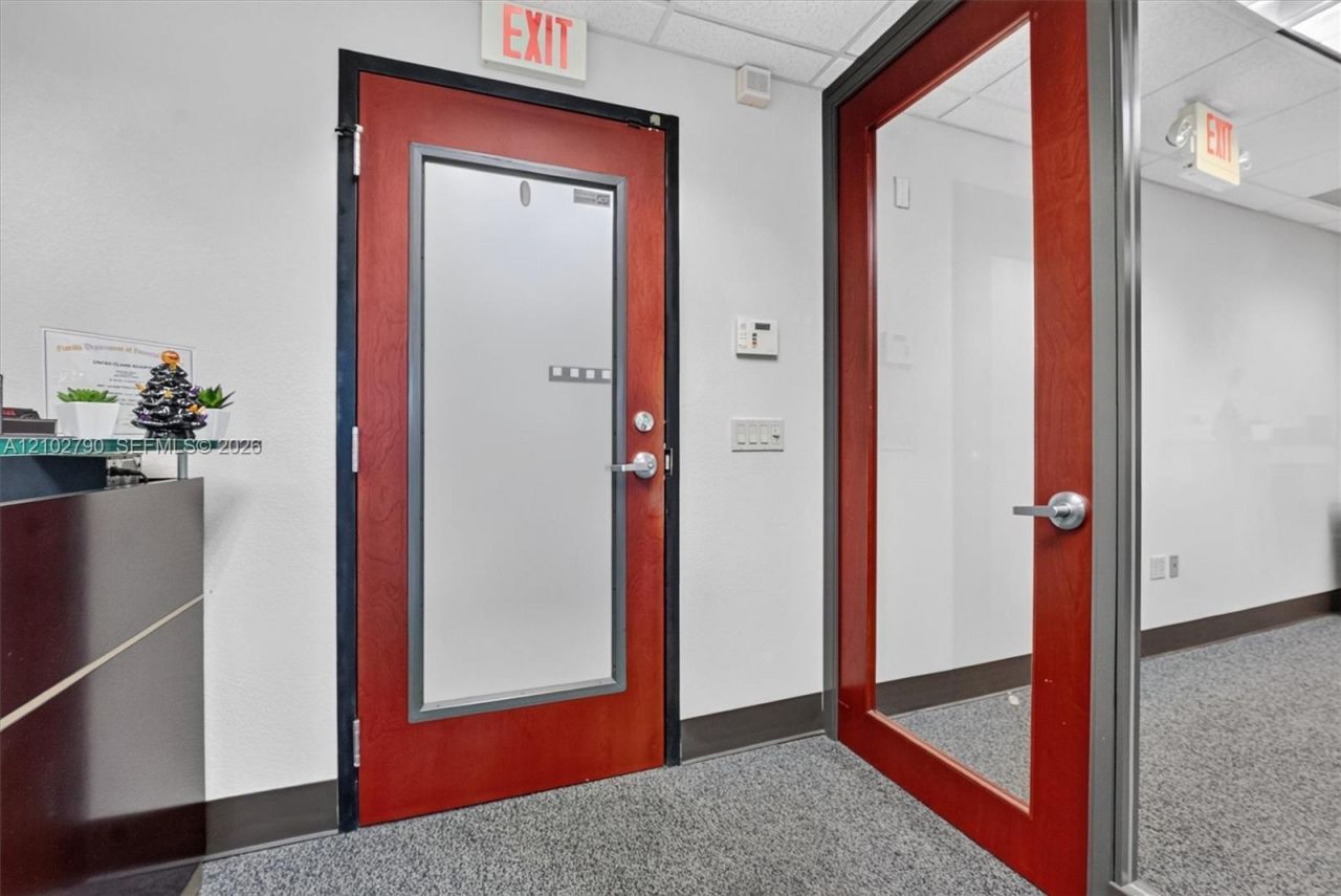 3600 Red Rd , Unit 307, Miramar, FL 33025 Photo