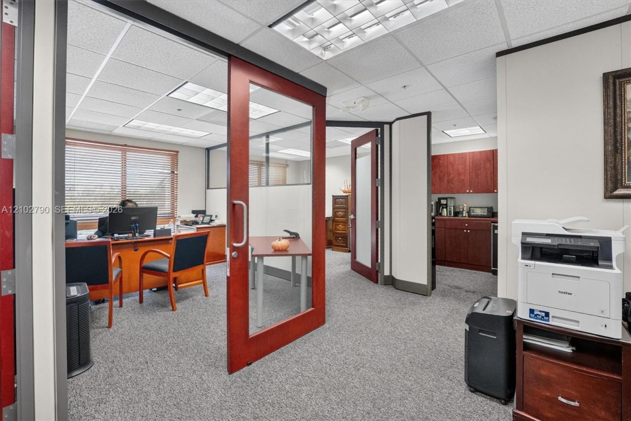 3600 Red Rd , Unit 307, Miramar, FL 33025 Photo