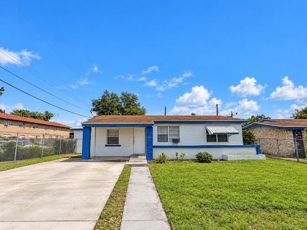 13387 Aswan Rd , Opa-Locka, FL 33054
