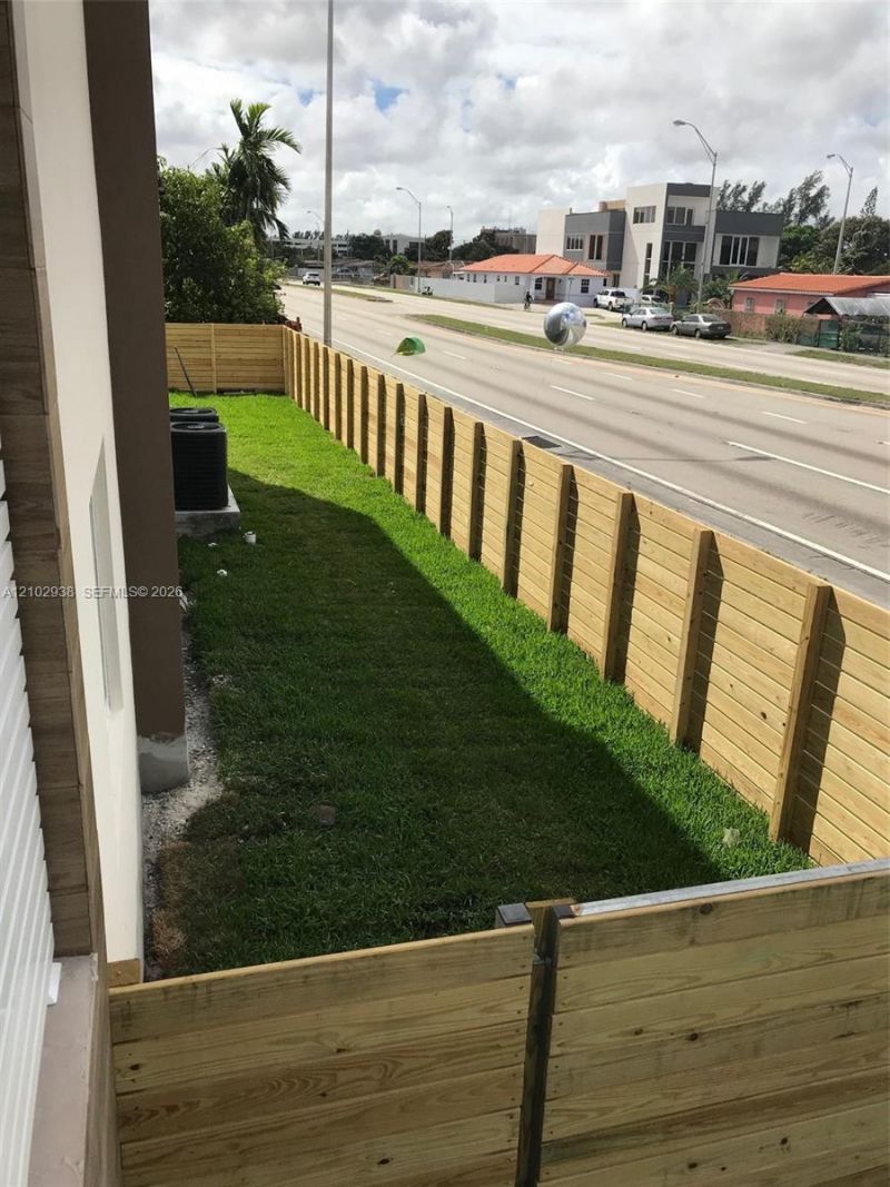 801 E 28th St , Unit 801, Hialeah, FL 33013 Photo