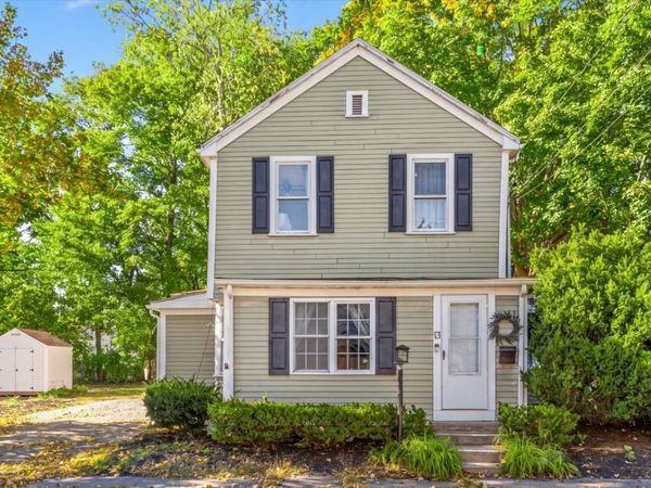 13 Clifford St, Middleboro, MA 02324
