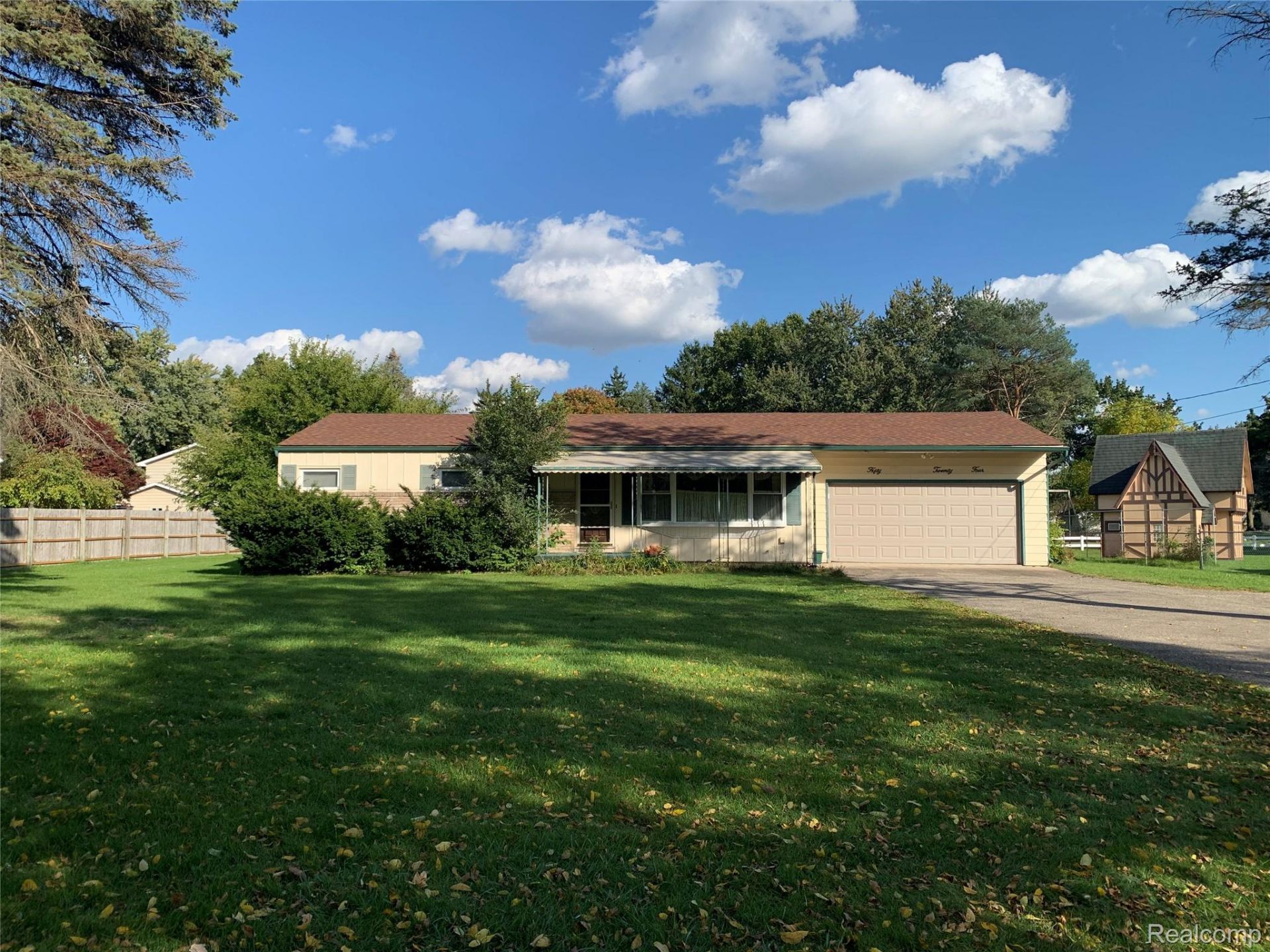 5224 N Mckinley Road, Flushing Township, Mi 48433 Main Photo