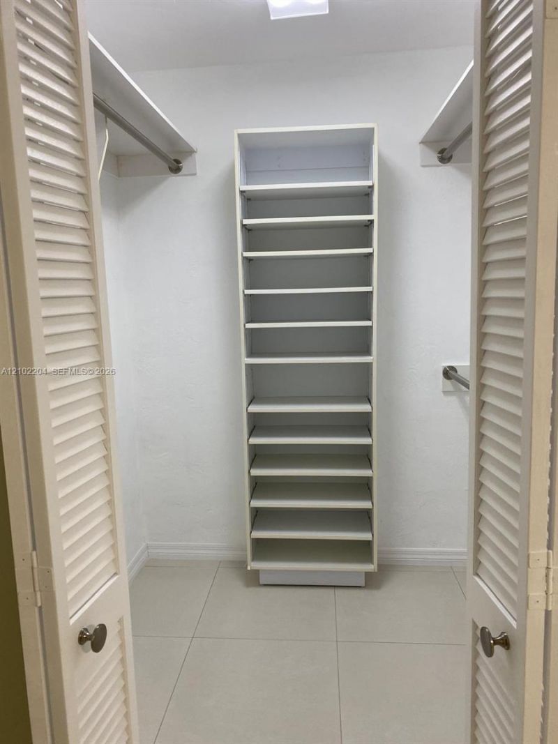 467 W 43rd Pl , Hialeah, FL 33012 Photo
