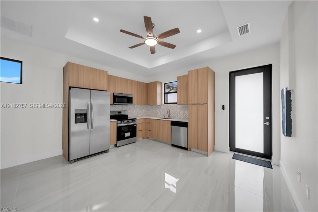 382 Pauline Ave , Lehigh Acres, FL 33974 Photo