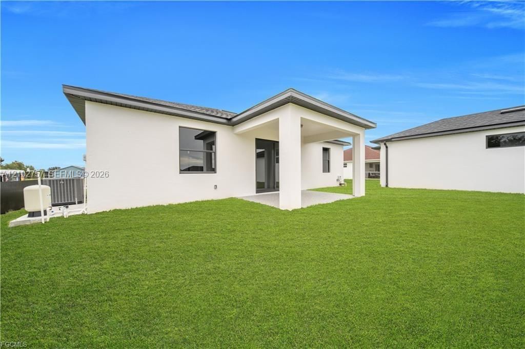 382 Pauline Ave , Lehigh Acres, FL 33974 Photo