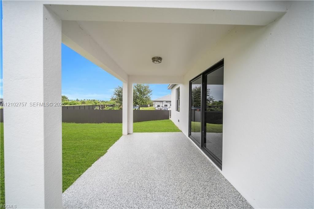 382 Pauline Ave , Lehigh Acres, FL 33974 Photo