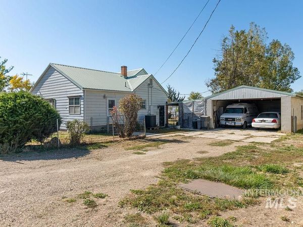 583 Notus Road, Notus, ID 83656