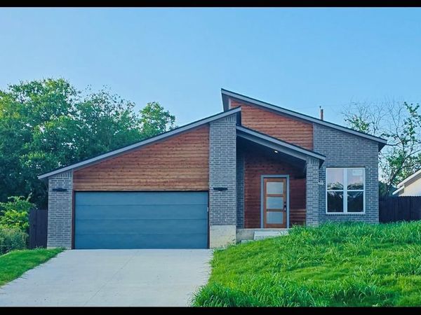 2821 Avenue L, Fort Worth, TX 76105