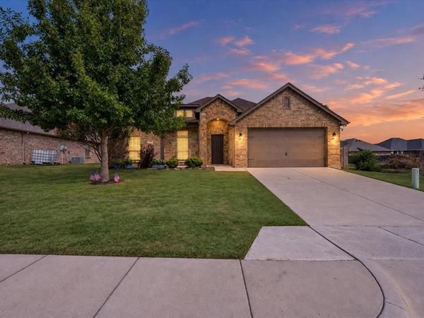 537 Zachary Drive , Weatherford, TX 76087