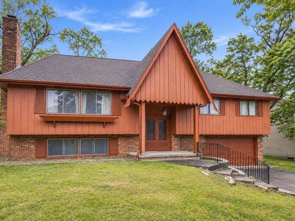 11 Indian Camp Trail, Portage, IN 46368
