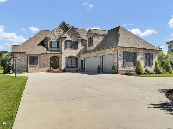 3812 Jackson Bend Drive, Louisville, TN 37777