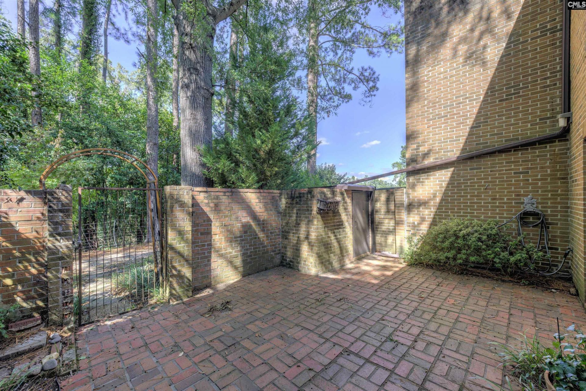 5013 Forest Lake Place Photo 7