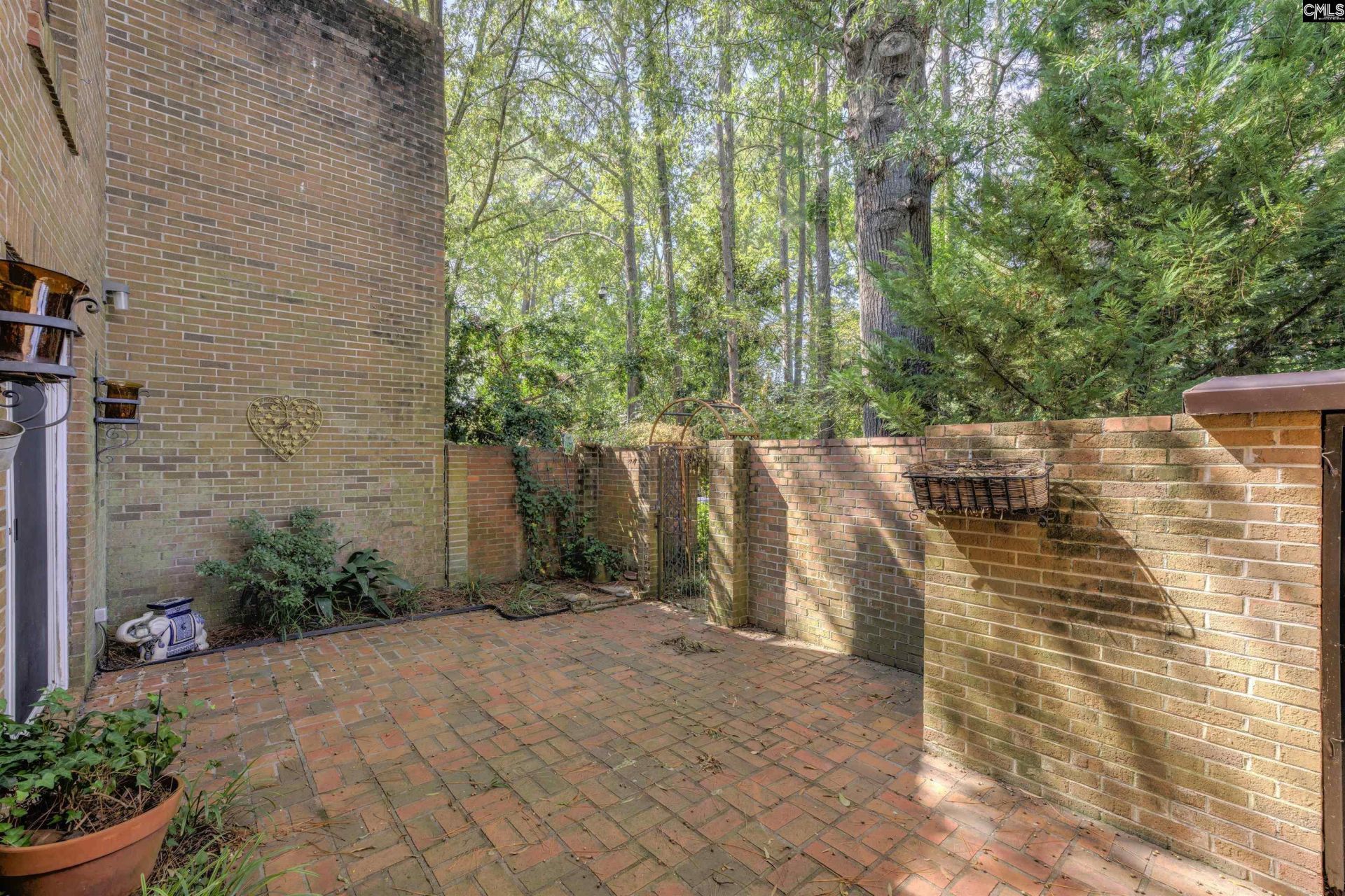 5013 Forest Lake Place Photo 8
