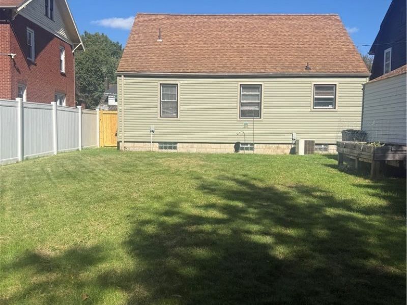 465 Alameda Avenue, Youngstown, OH 44504 Photo 3