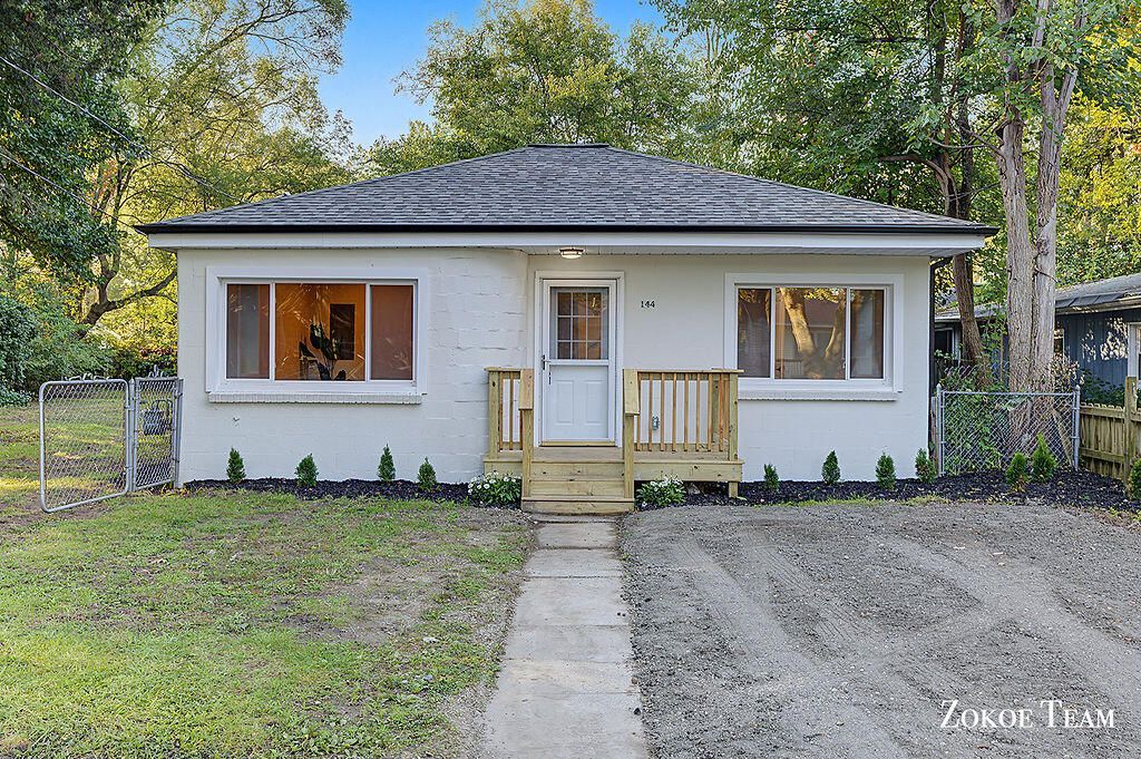 144 Kenton Street Se, Grand Rapids, MI 49548 Main Photo