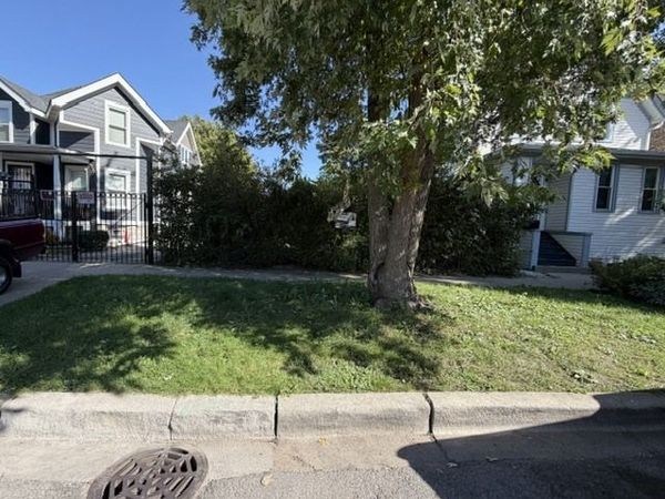 1127 N Waller Avenue, Chicago, IL 60651