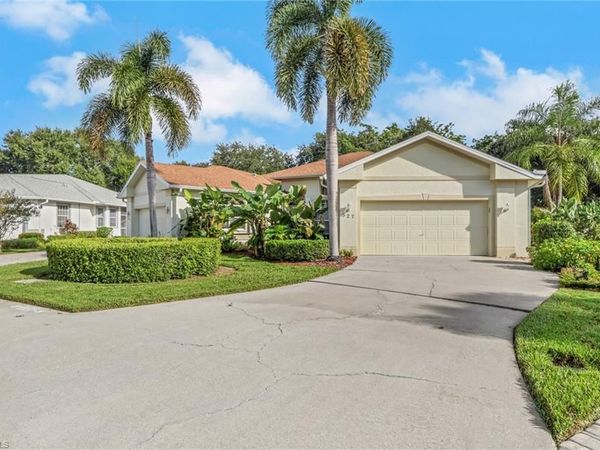 527 Crossfield CIR , Unit 53, NAPLES, FL 34104