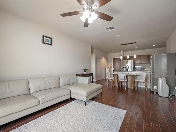1100 W Trinity Mills Road, Unit 3028, Carrollton, TX 75006