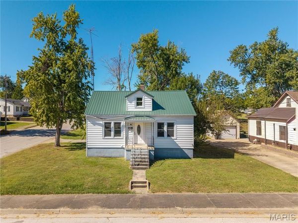 222 Church Street , Perryville, MO 63775