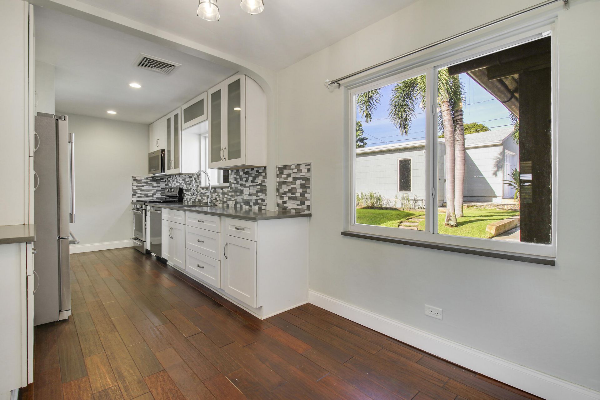 1111 N B Street, Lake Worth Beach, FL 33460 Photo