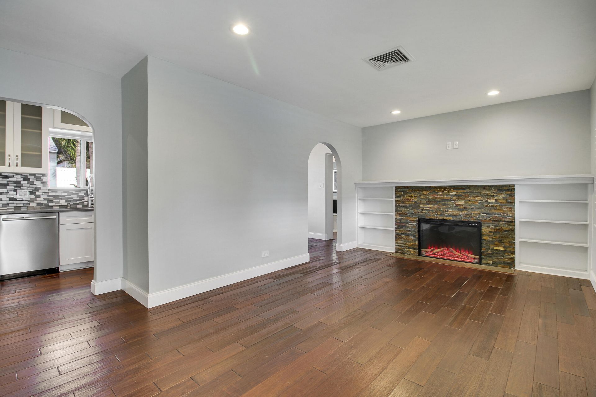 1111 N B Street, Lake Worth Beach, FL 33460 Photo