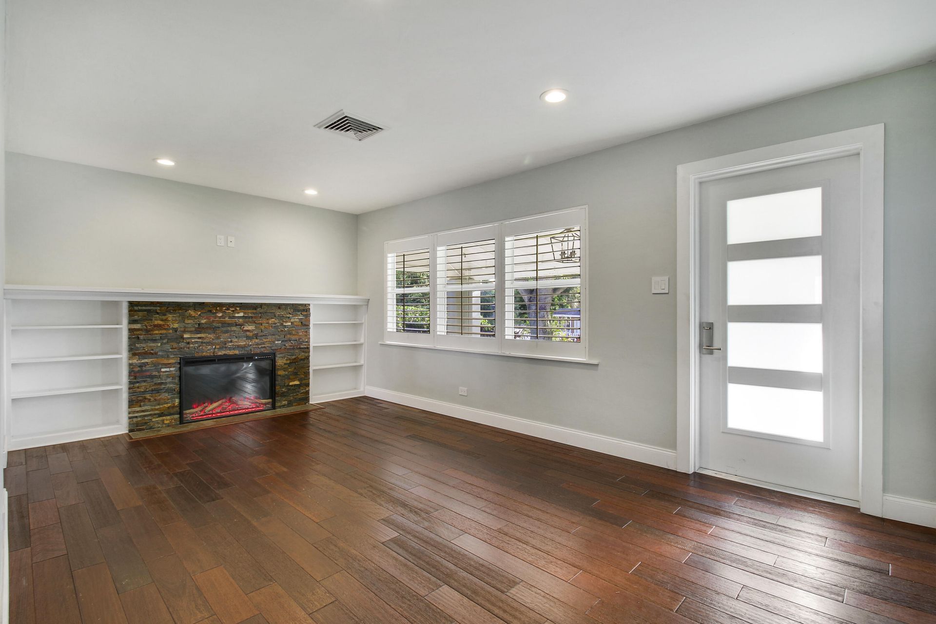 1111 N B Street, Lake Worth Beach, FL 33460 Photo