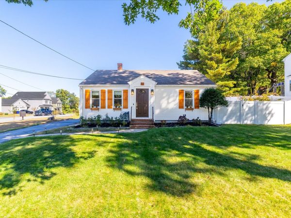 60 Mount Pleasant St, Milford, MA 01757
