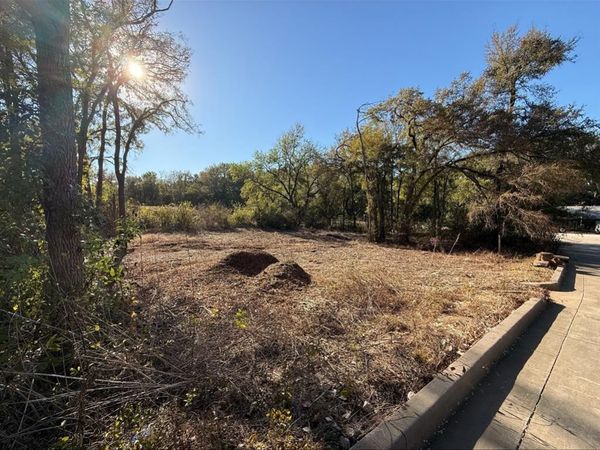 120 N Andrews Drive, Robinson, TX 76706