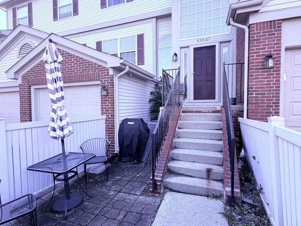 49647 Draper Circle, Plymouth, MI 48170