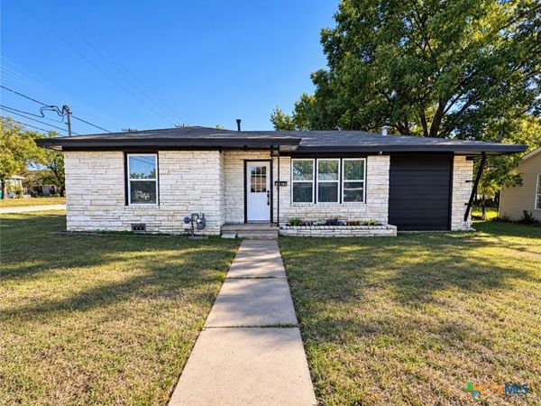 2526 Oak Drive , Gatesville, TX 76528