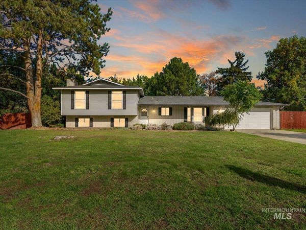 12508 W Freedom Dr, Boise, ID 83713
