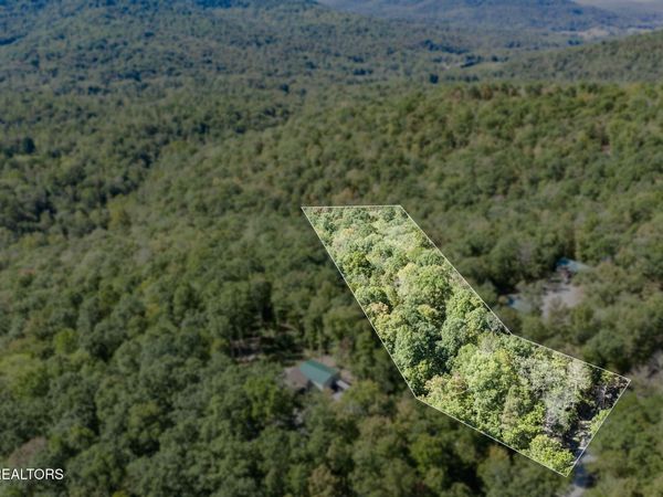 8 Buffalo Cove Lane , Unit 8, Jamestown, TN 38556
