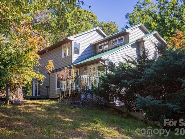 79 Pine Cone Drive, Asheville, NC 28805