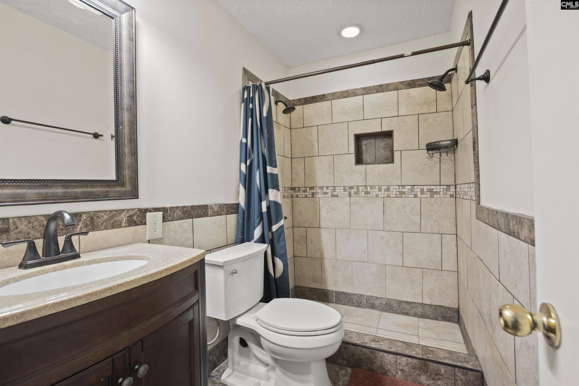 2072 Watermark Place  Photo 10