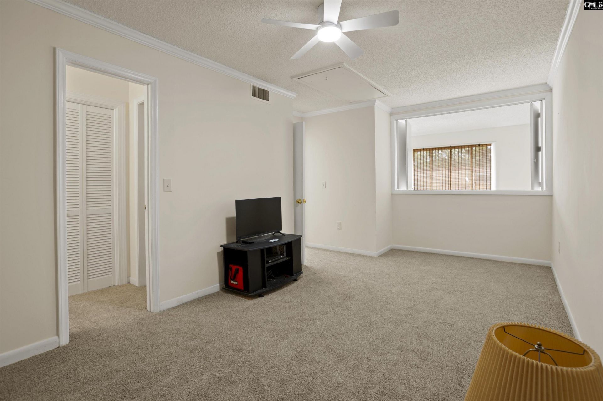 2072 Watermark Place  Photo 12
