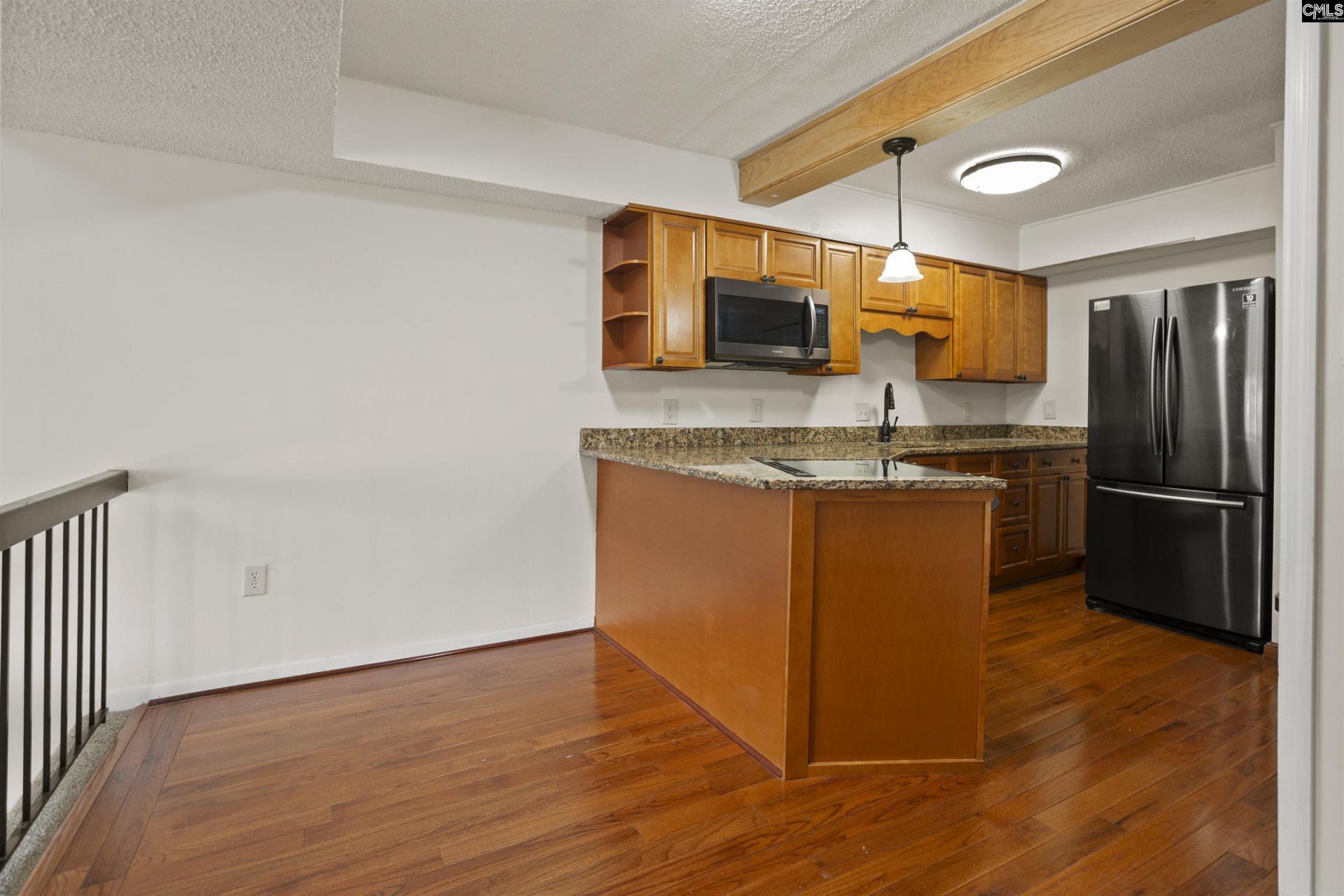 2072 Watermark Place  Photo 5