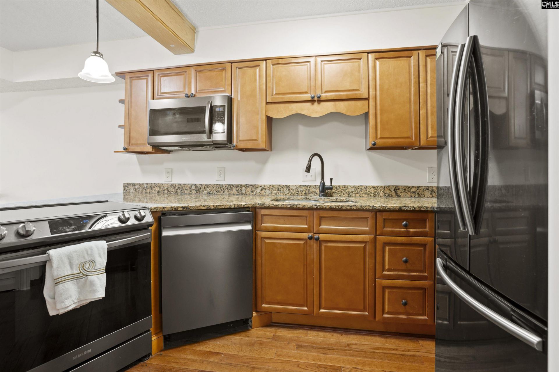 2072 Watermark Place  Photo 6