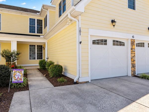 45 WINDGATE CIR, Unit 101, FISHERSVILLE, VA 22939